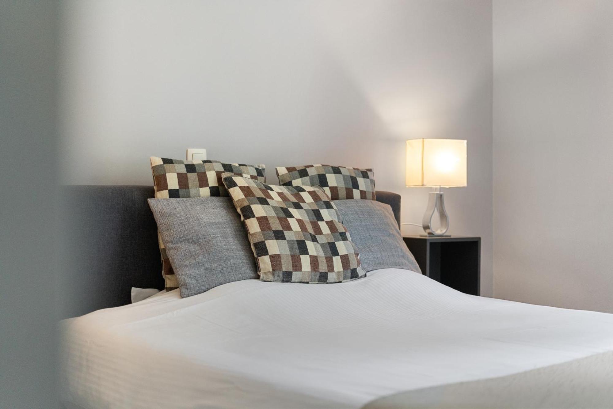 Spacious Guest Suites Near Historic Market - 5 Min Walk Bruges Exterior foto